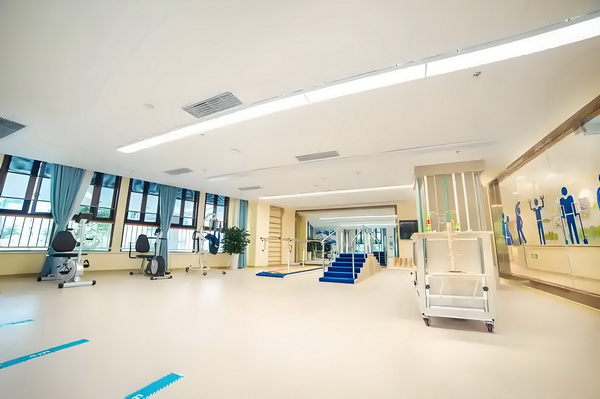深户和非深户社保区别_美国男子抱走好友5岁女儿性侵后弃尸沼泽 不反漏如果管疏思监